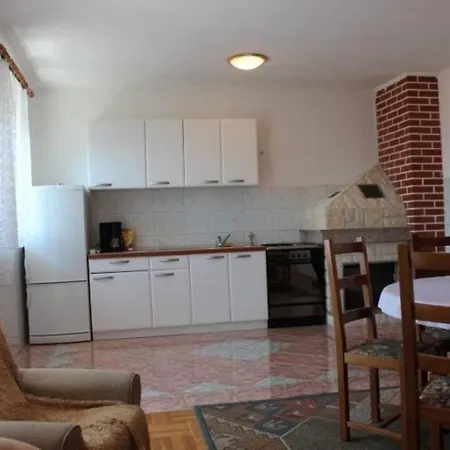 Fuer 7 Personen 1 Kind Ca 85 M In Novi Vinodolski, Adriakueste Kroatien Kvarner Bucht * Novi Vinodolski